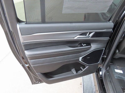 2026 Jeep Grand Wagoneer L GRAND WAGONEER L LIMITED RESERVE 4X4