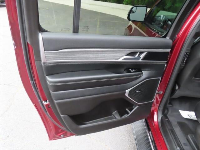 2024 Jeep Wagoneer L Series II 4x4