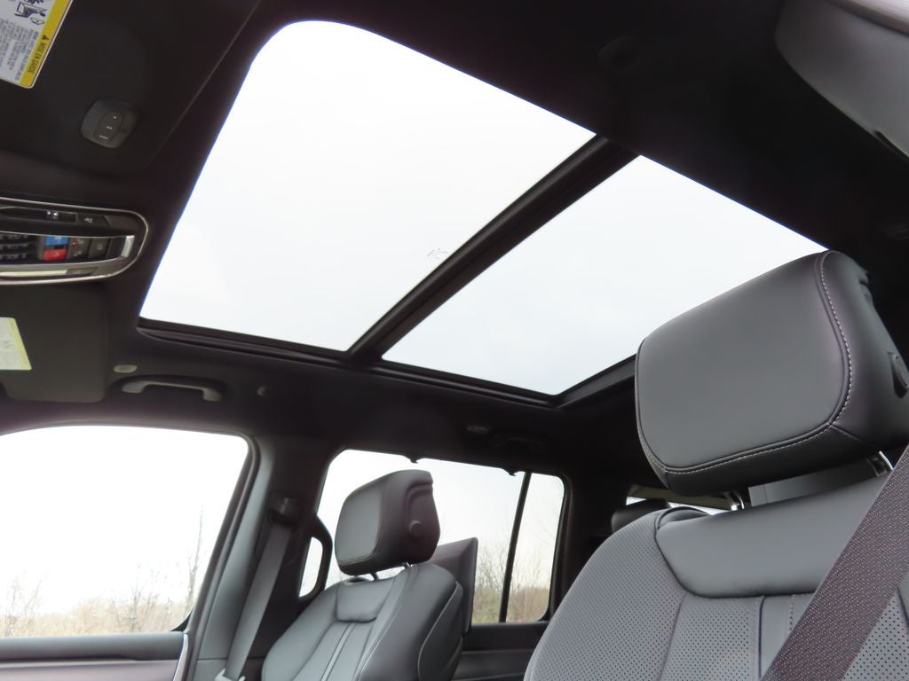 2026 Jeep Grand Wagoneer GRAND WAGONEER LIMITED RESERVE 4X4