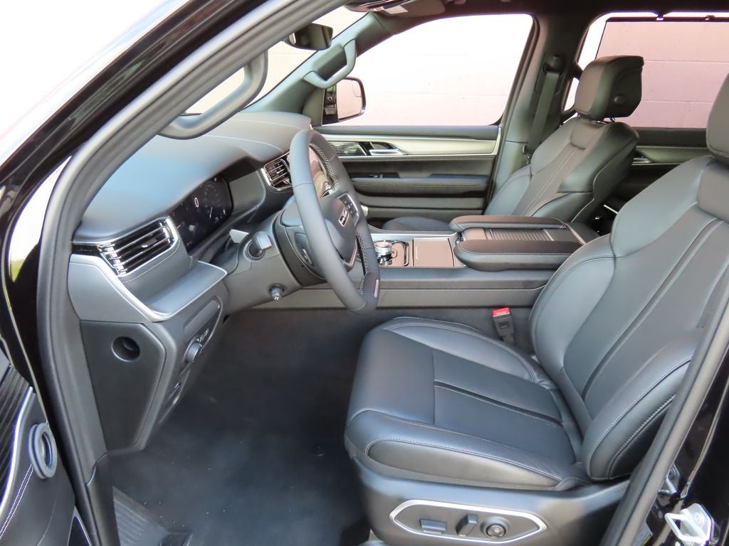 2026 Jeep Grand Wagoneer GRAND WAGONEER LIMITED RESERVE 4X4