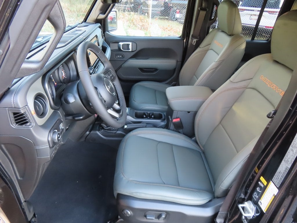 2026 Jeep Gladiator GLADIATOR MOJAVE 4X4