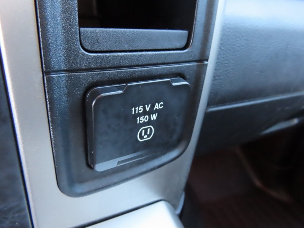 2018 RAM 1500 Big Horn Crew Cab 4x4 5'7' Box