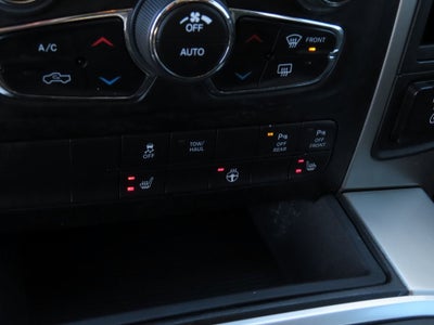 2018 RAM 1500 Big Horn Crew Cab 4x4 5'7' Box