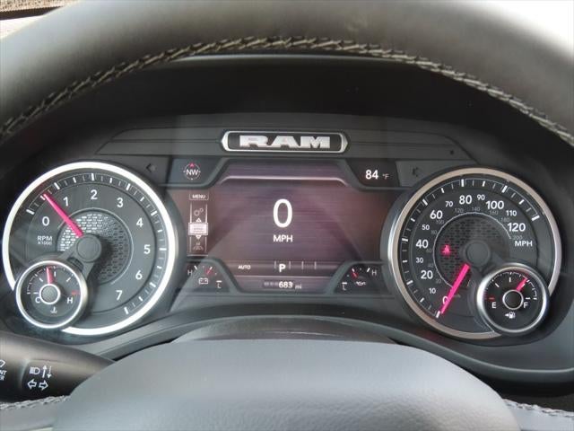 2025 RAM 1500 Big Horn Crew Cab 4x4 5'7' Box