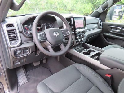2025 RAM 1500 Big Horn Crew Cab 4x4 5'7' Box