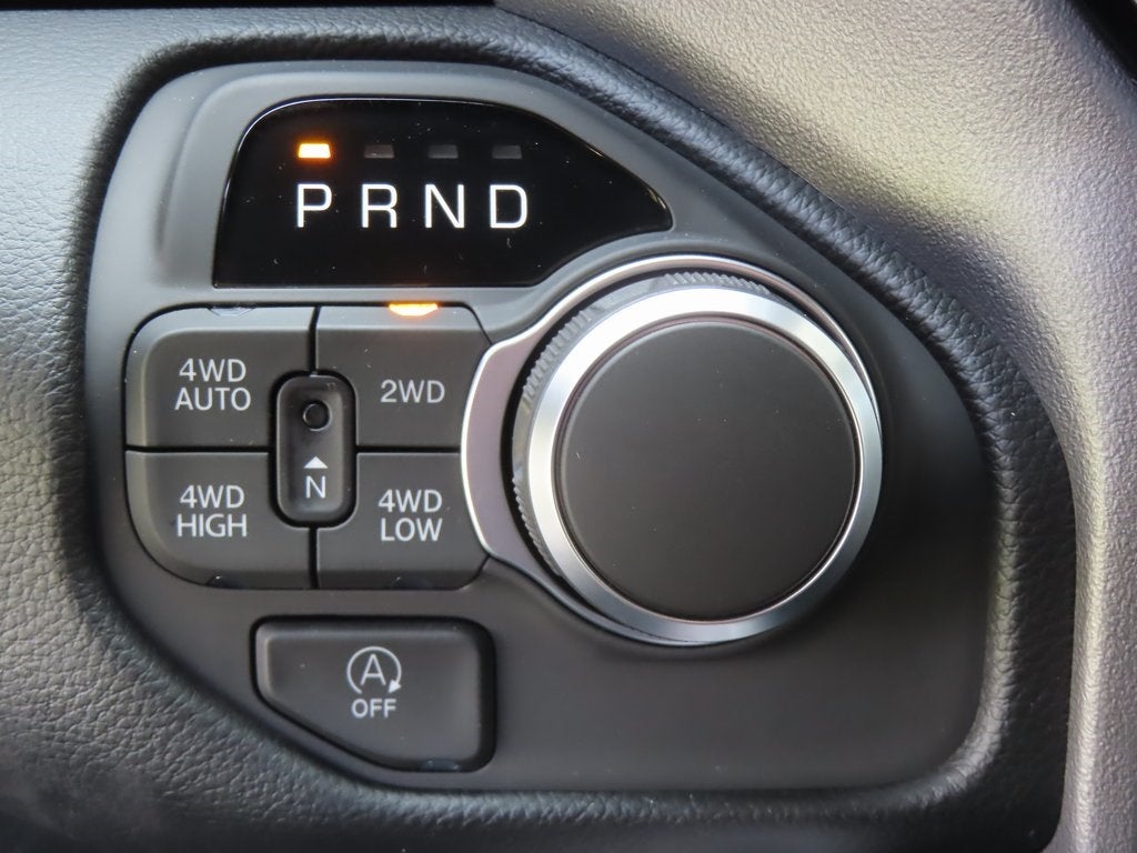 2026 RAM 1500 RAM 1500 LONE STAR CREW CAB 4X4 5'7' BOX