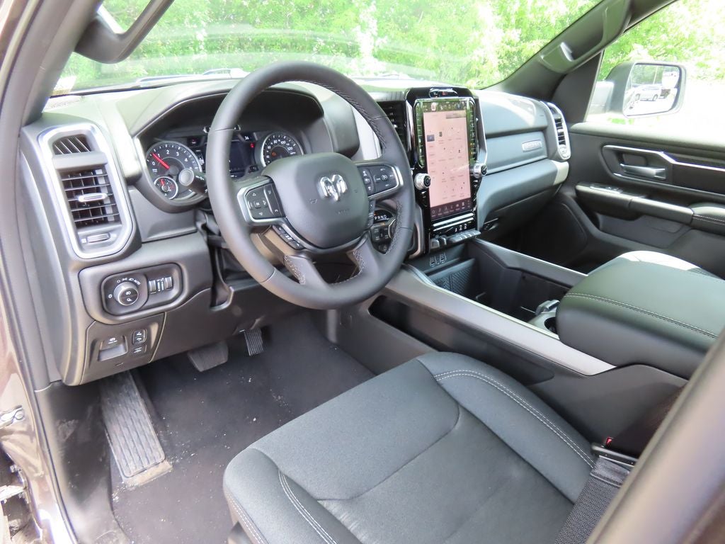 2026 RAM 1500 RAM 1500 BIG HORN CREW CAB 4X4 5'7' BOX