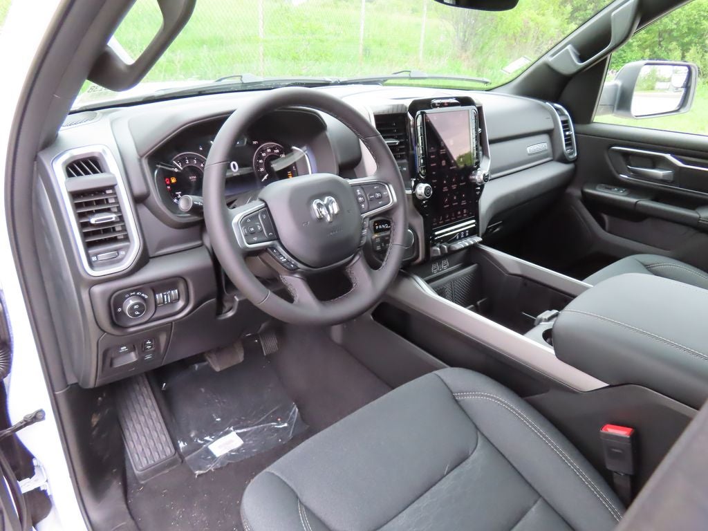 2026 RAM 1500 RAM 1500 BIG HORN CREW CAB 4X4 5'7' BOX