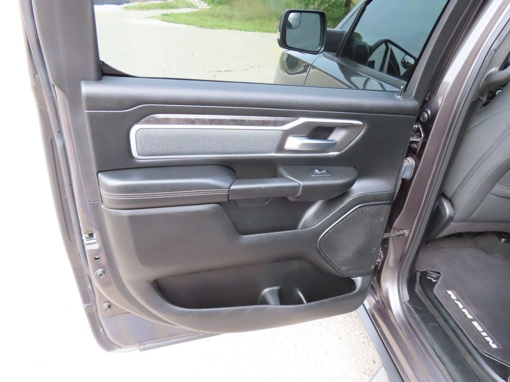 2021 RAM 1500 Big Horn Crew Cab 4x4 5'7' Box