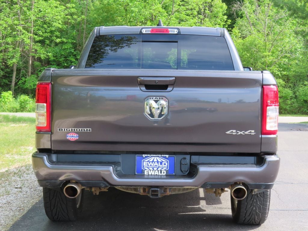2022 RAM 1500 Big Horn Crew Cab 4x4 5'7' Box