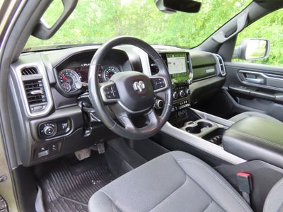 2022 RAM 1500 Big Horn Crew Cab 4x4 5'7' Box