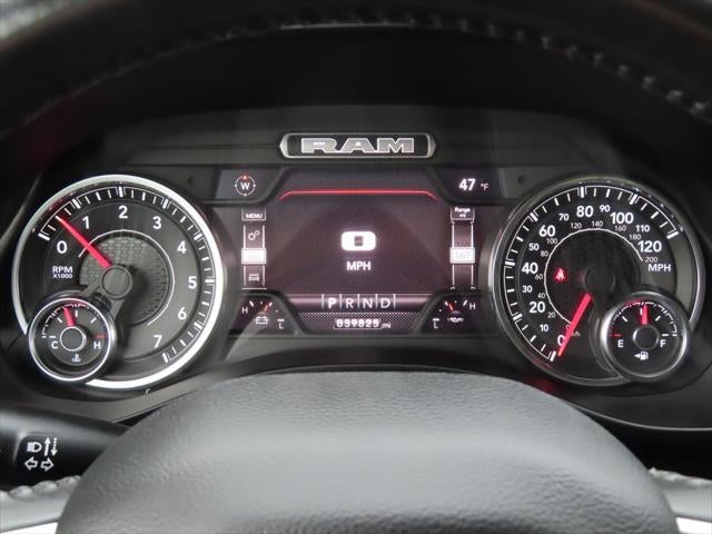 2022 RAM 1500 Big Horn Crew Cab 4x4 5'7' Box
