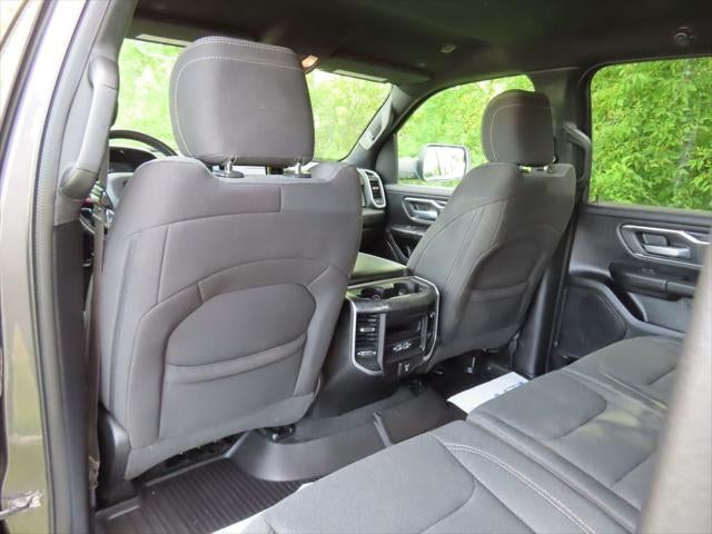 2022 RAM 1500 Big Horn Crew Cab 4x4 5'7' Box