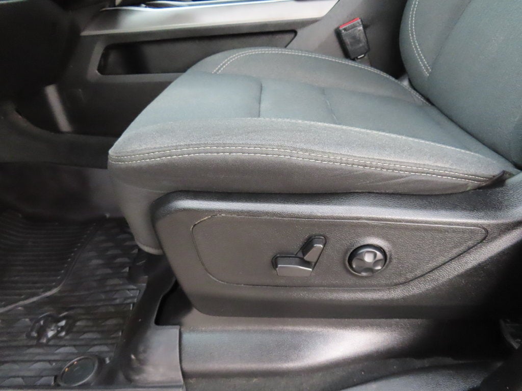 2021 RAM 1500 Big Horn Crew Cab 4x4 5'7' Box