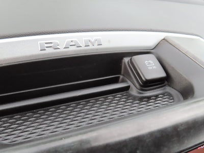 2021 RAM 1500 Big Horn Crew Cab 4x4 5'7' Box