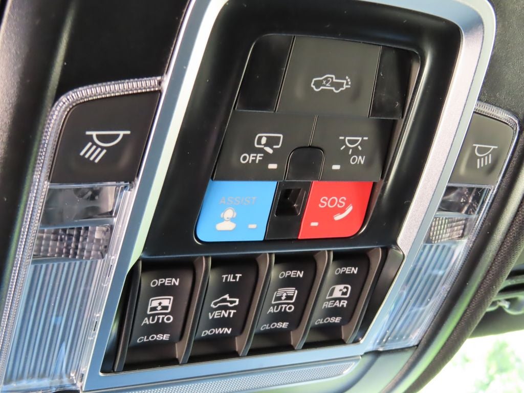 2027 RAM 1500 Limited