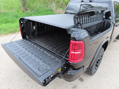 2026 RAM 1500 RAM 1500 LIMITED CREW CAB 4X4 5'7' BOX