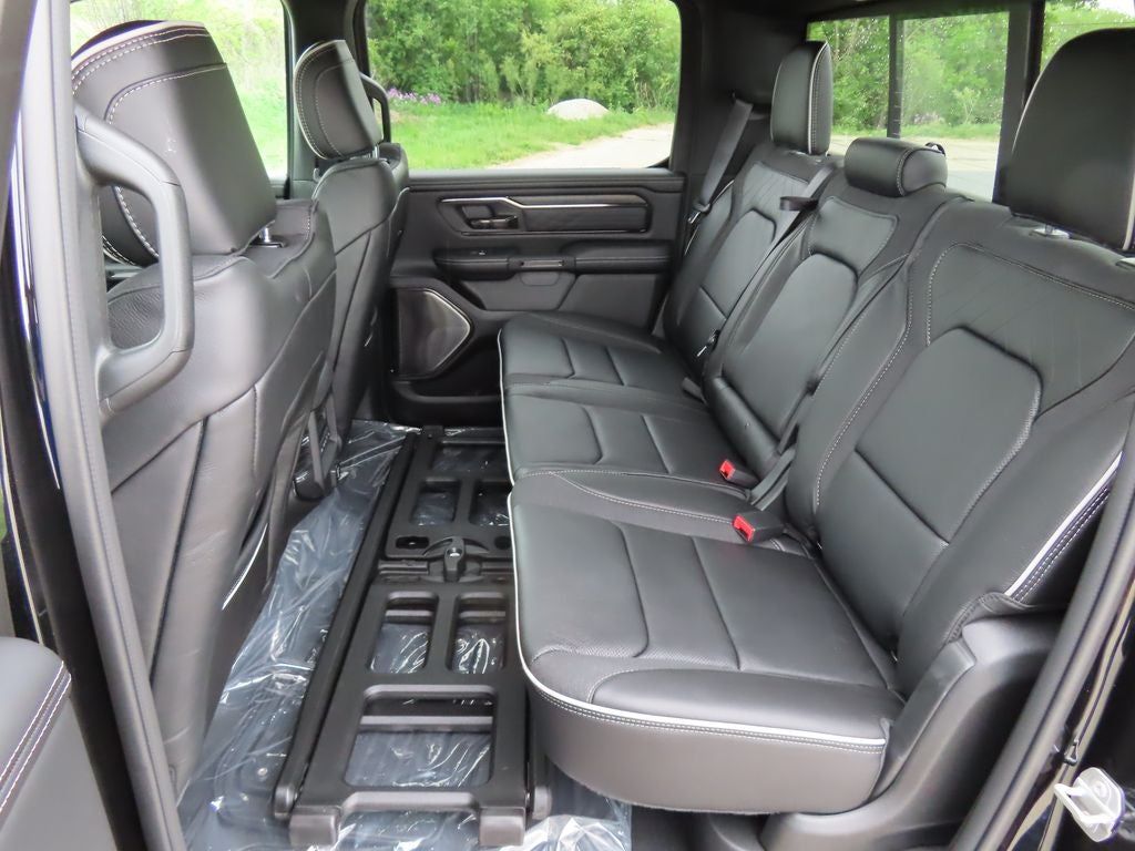 2026 RAM 1500 RAM 1500 LIMITED CREW CAB 4X4 5'7' BOX