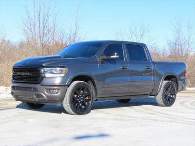 2022 RAM 1500 Laramie Crew Cab 4x4 5'7' Box