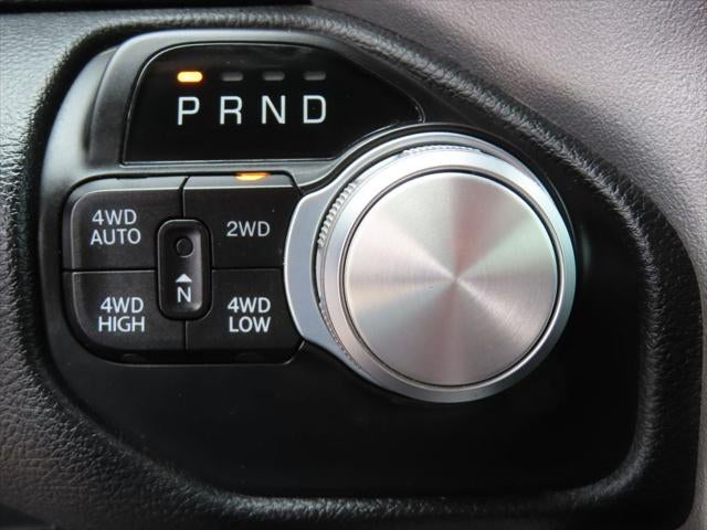 2022 RAM 1500 Laramie Crew Cab 4x4 5'7' Box