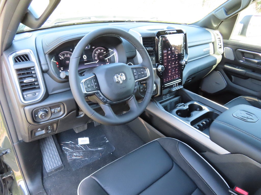 2027 RAM 1500 RAM 1500 LARAMIE CREW CAB 4X4 5'7' BOX