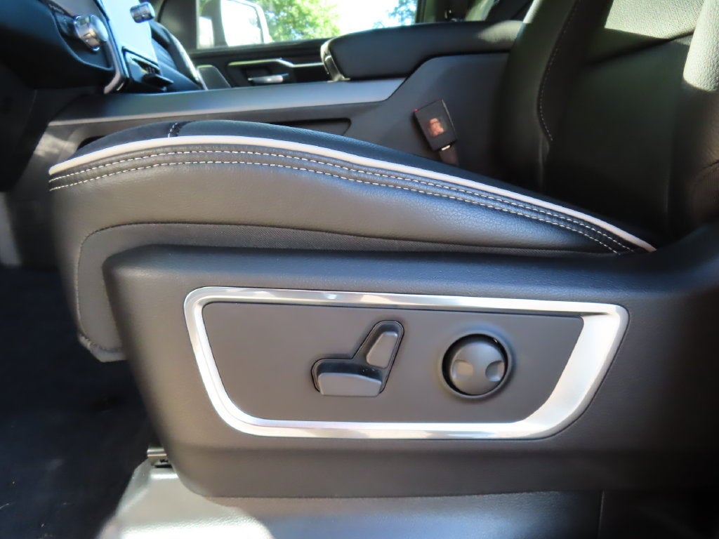 2027 RAM 1500 RAM 1500 LARAMIE CREW CAB 4X4 5'7' BOX