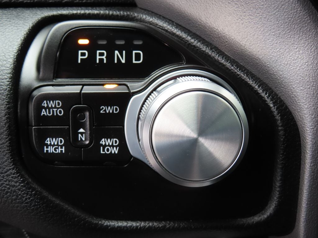 2022 RAM 1500 Laramie Crew Cab 4x4 5'7' Box