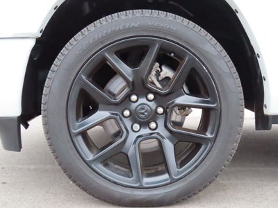 2022 RAM 1500 Laramie Crew Cab 4x4 5'7' Box