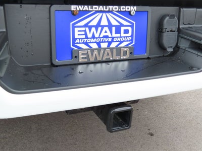 2022 RAM 1500 Laramie Crew Cab 4x4 5'7' Box