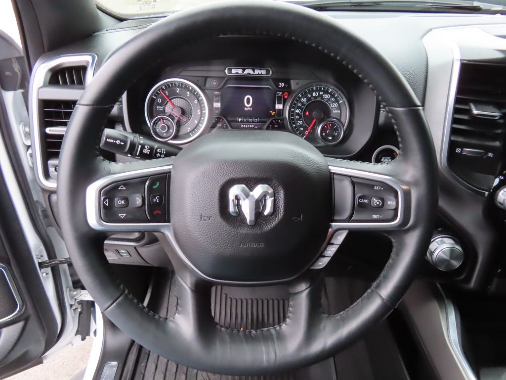 2022 RAM 1500 Laramie Crew Cab 4x4 5'7' Box