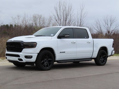 2022 RAM 1500 Laramie Crew Cab 4x4 5'7' Box