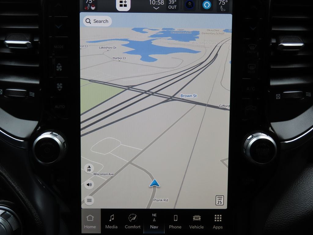 2022 RAM 1500 Laramie Crew Cab 4x4 5'7' Box