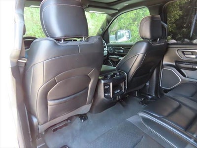 2022 RAM 1500 Laramie Crew Cab 4x4 5'7' Box