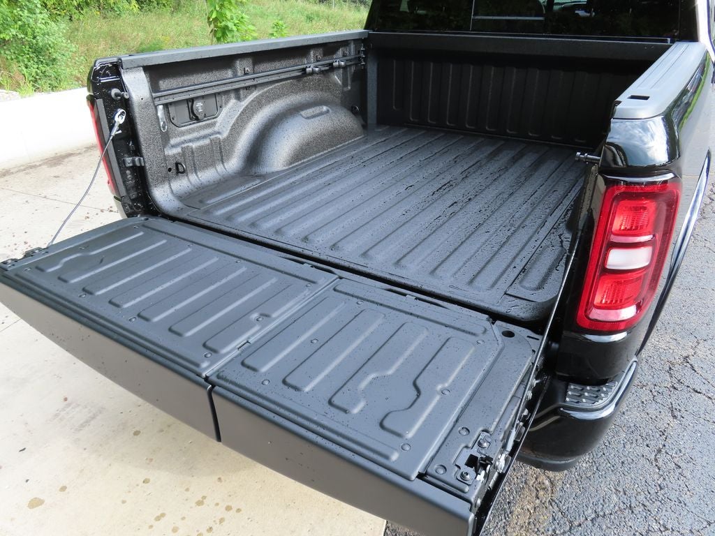 2027 RAM 1500 RAM 1500 LARAMIE CREW CAB 4X4 5'7' BOX