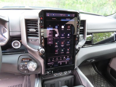 2026 RAM 1500 RAM 1500 LARAMIE CREW CAB 4X4 5'7' BOX