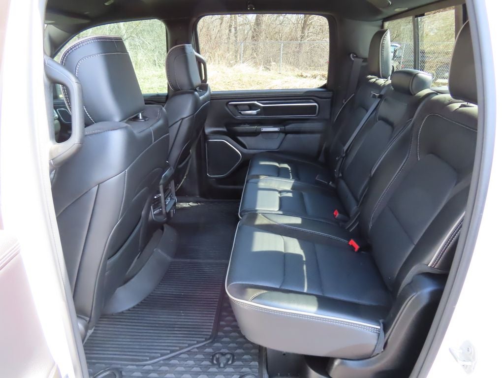 2024 RAM 1500 Laramie Crew Cab 4x4 5'7' Box