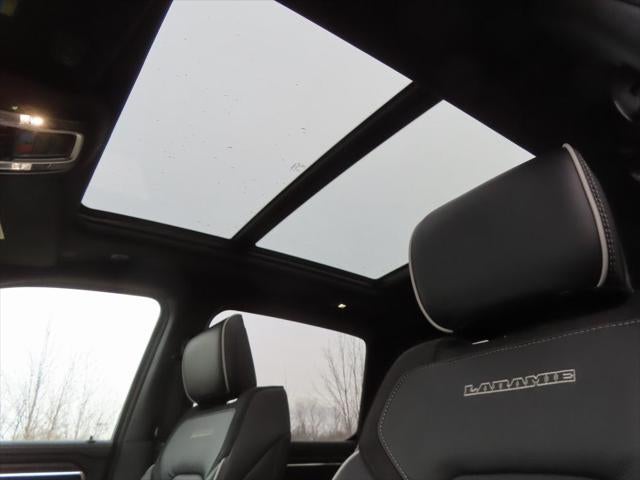 2026 RAM 1500 RAM 1500 LARAMIE CREW CAB 4X4 5'7' BOX