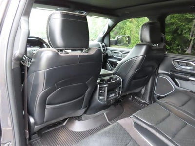 2021 RAM 1500 Laramie Crew Cab 4x4 5'7' Box