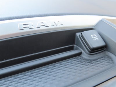 2023 RAM 1500 Big Horn Crew Cab 4x4 6'4' Box