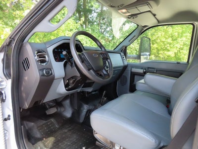 2022 Ford F-750SD Base