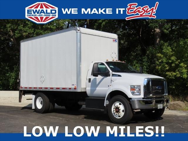 2022 Ford F-750SD Base