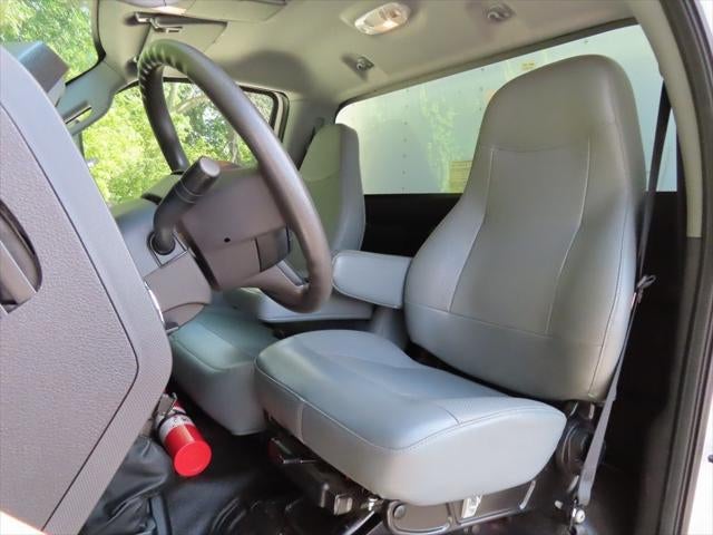 2022 Ford F-750SD Base