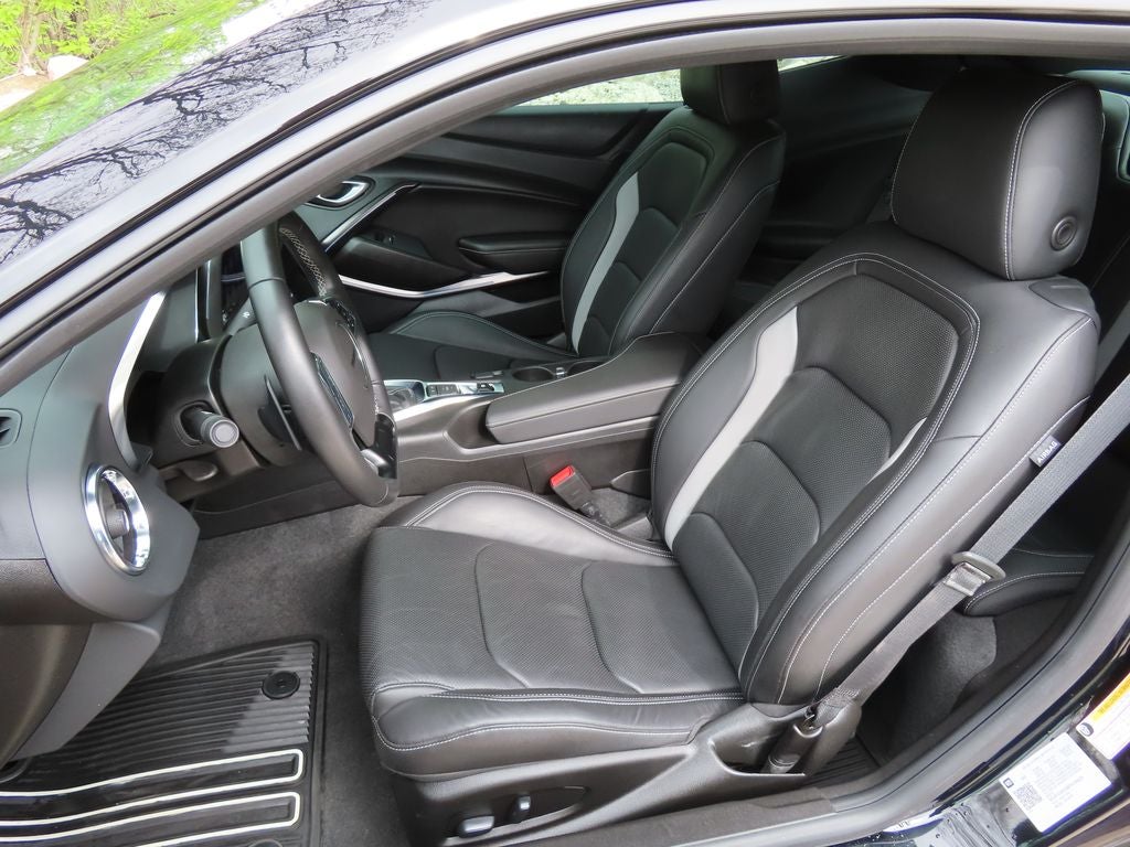 2023 Chevrolet Camaro 2LT 2LT