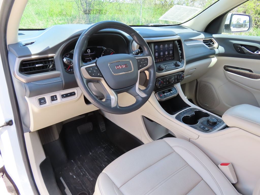 2022 GMC Acadia Denali