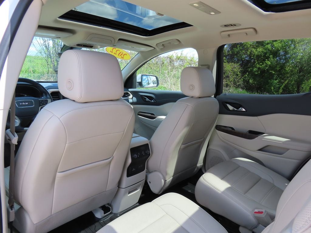 2022 GMC Acadia Denali