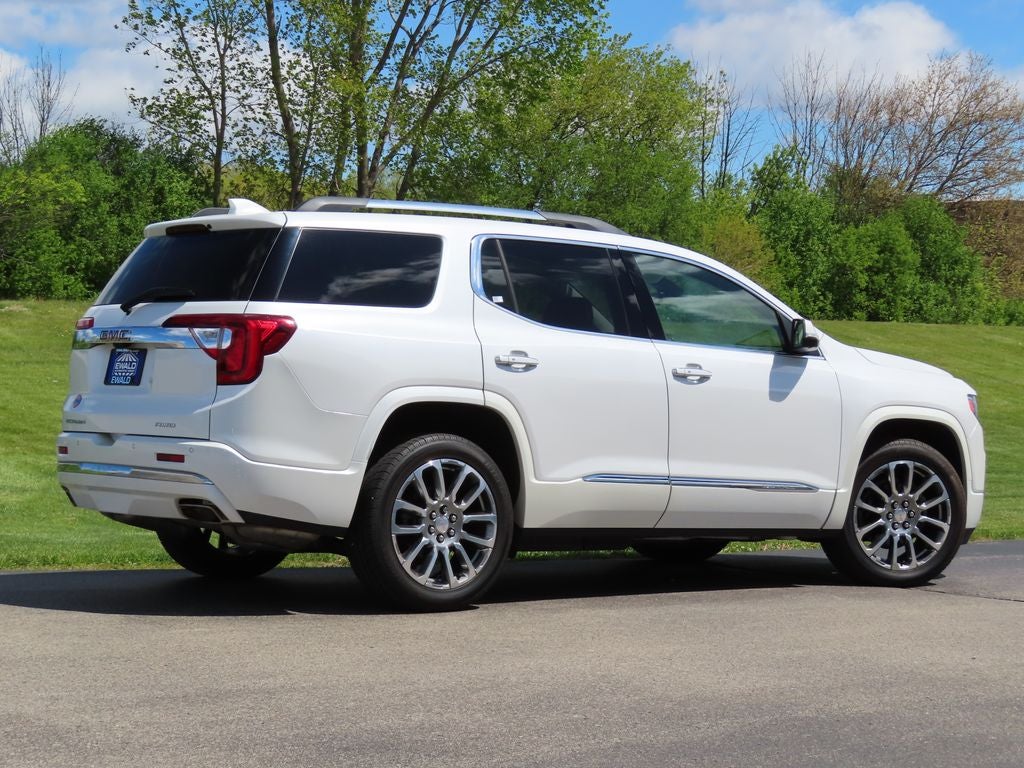 2022 GMC Acadia Denali