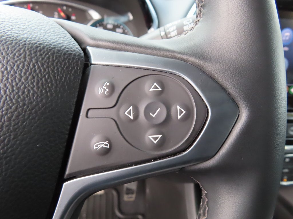 2023 Chevrolet Traverse AWD LT Cloth