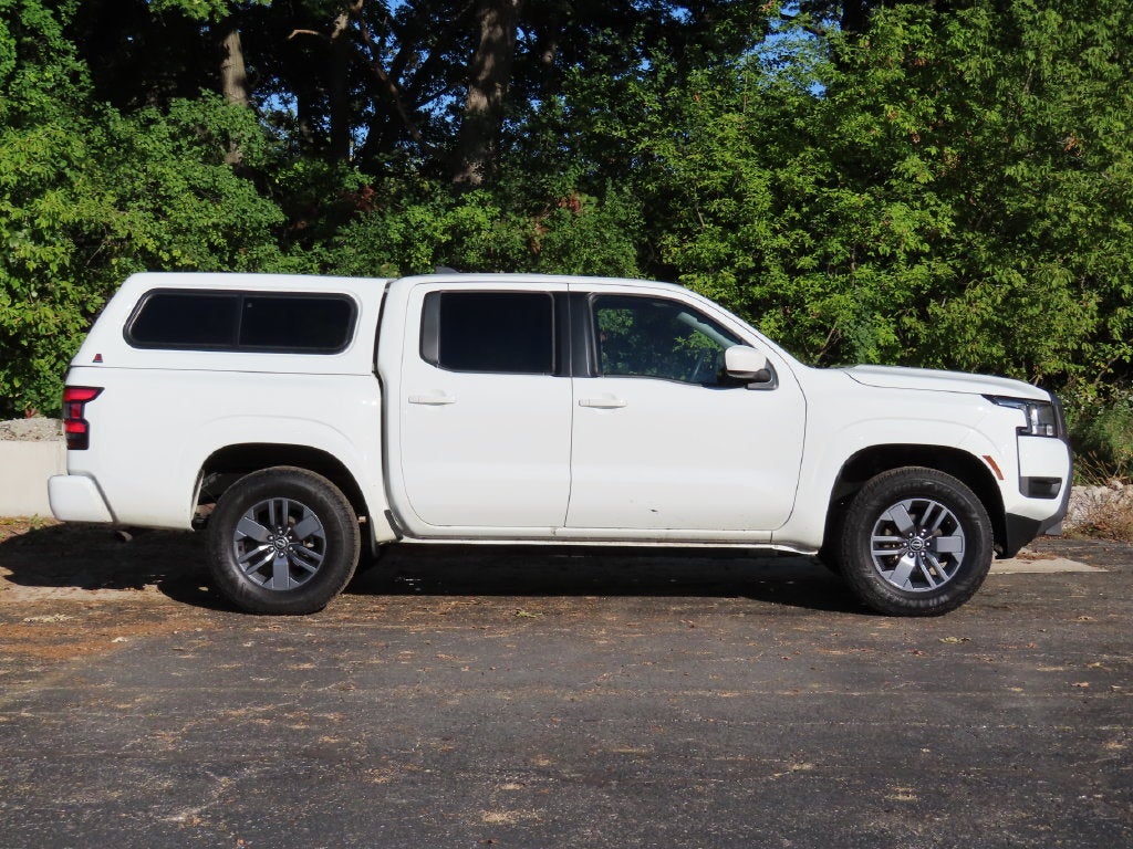 2025 Nissan Frontier Crew Cab SV 4x4