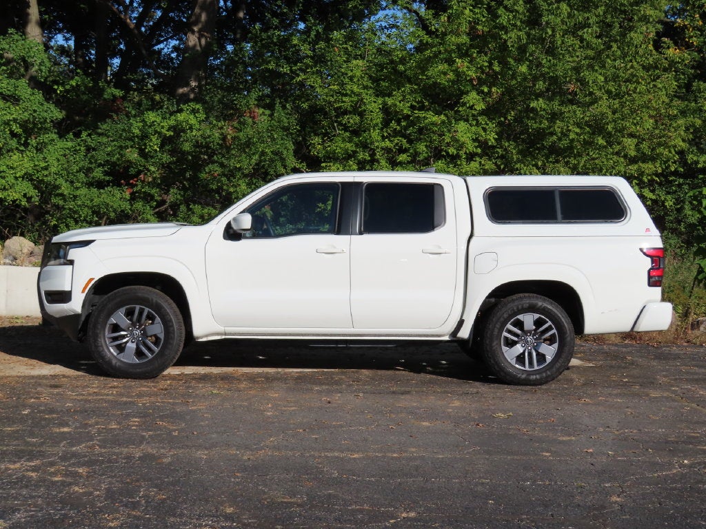 2025 Nissan Frontier Crew Cab SV 4x4