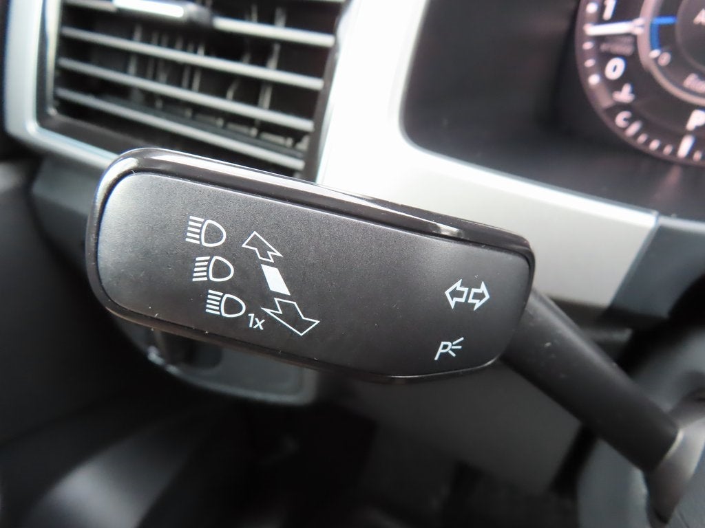 2019 Volkswagen Atlas 3.6L V6 SEL Premium